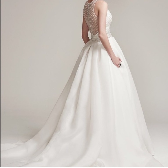 Maggie Sottero Tamirys wedding ball‎ gown Size 8 - Picture 2 of 3